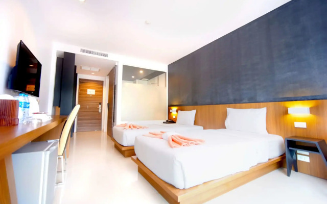 Phoenix Grand Hotel