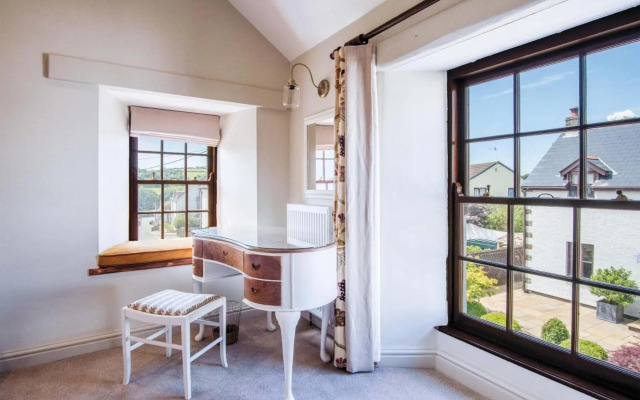 Tregoyr - 3 Bedroom Holiday Home - St Florence