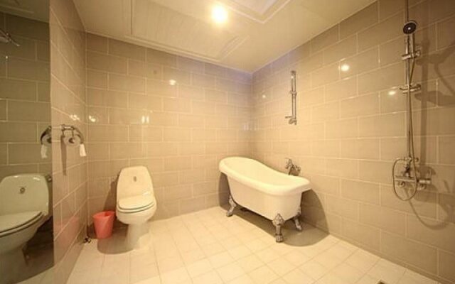 Goodstay Vax Dorocy Hotel