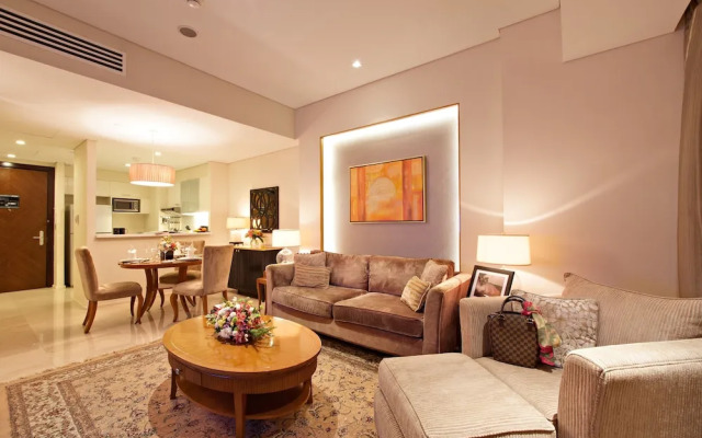 Oakwood Premier Joy~Nostalg Center Manila