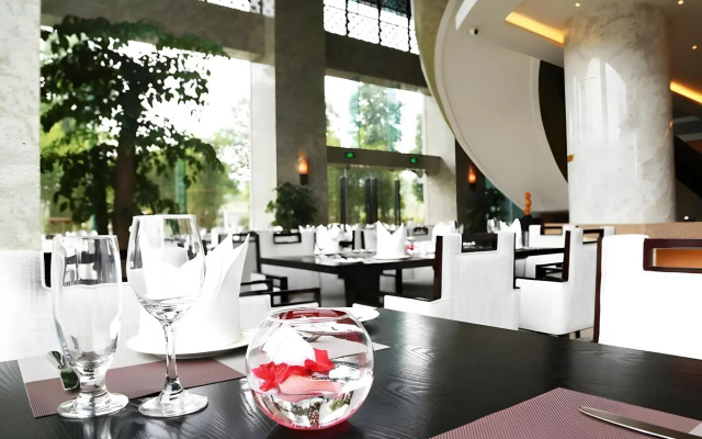 Ramada Plaza Liuzhou Liudong