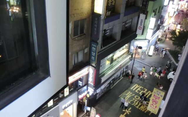 Hostel ARA125