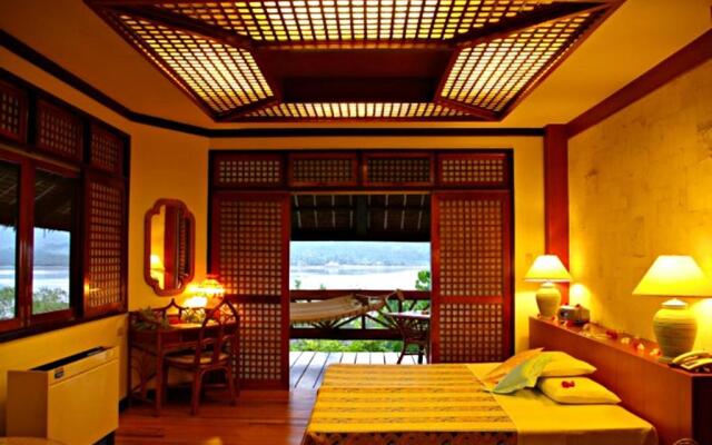 Badian Island Wellness Resort