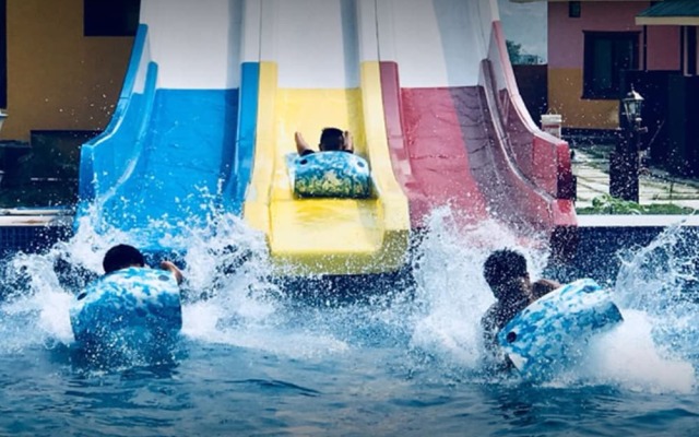 7 Wonders Water Park And Resort