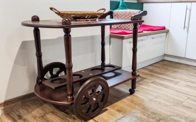 Studio Apartment Center