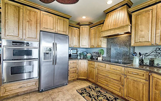 Hale Aikane - 3 Br home by RedAwning