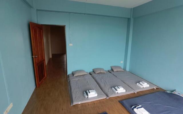 YYK Hostel 24H