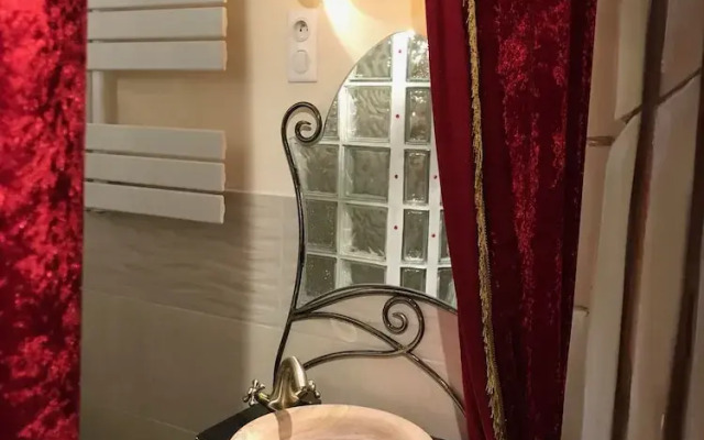 Chambre Marquis De Sade