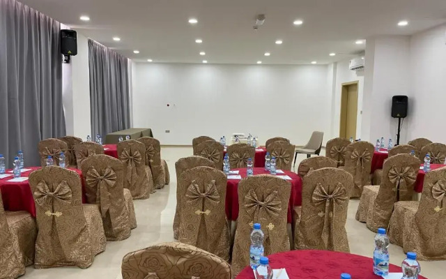 Season Inn Hotel