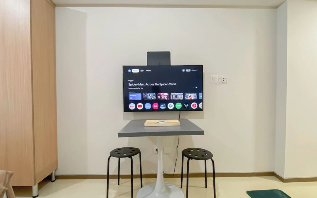 Affordable And Homey Studio Room At Meikarta Apartment