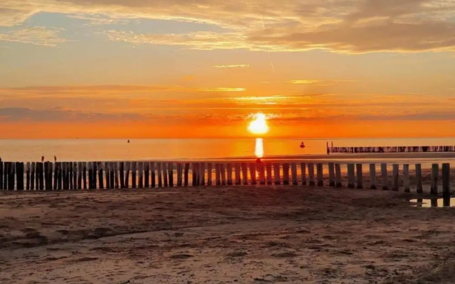 Romantic Getaway With Garden