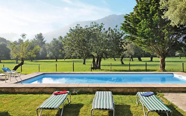 Vall de March Finca Farmhouses by Vida Villas