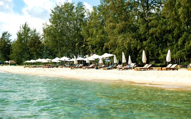 Camellia Resort & Spa