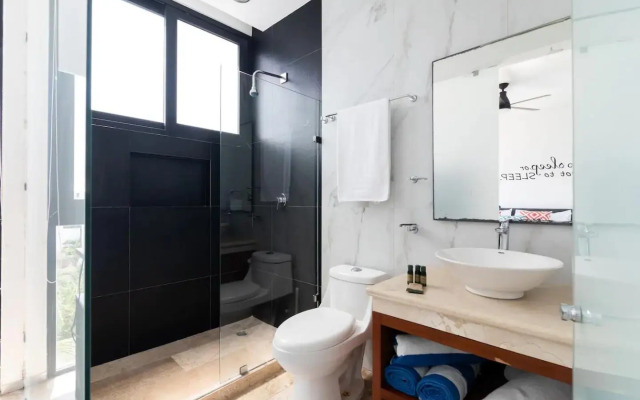 Dream Condo Between Beach and 5ta