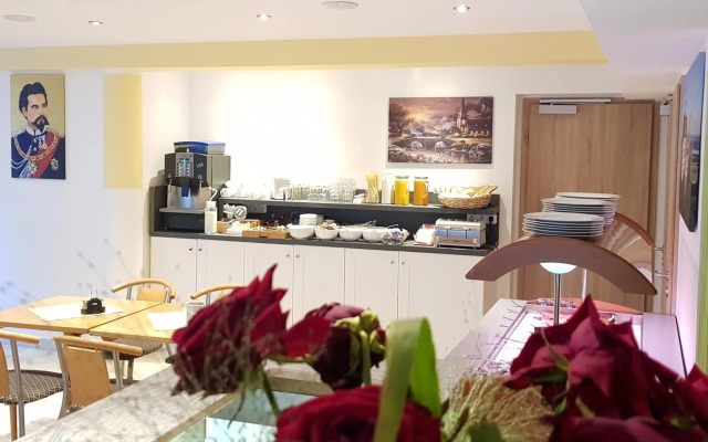 Garni City Hotel