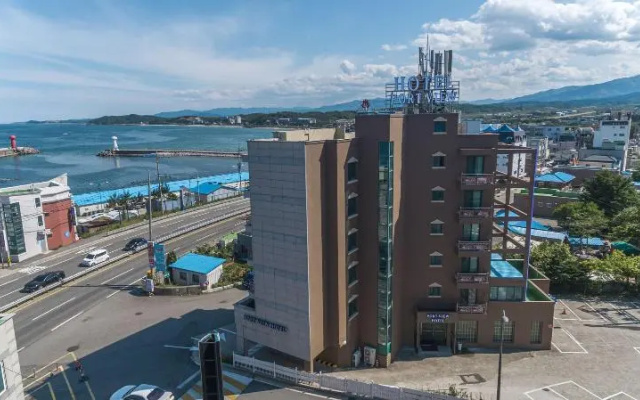 Port View