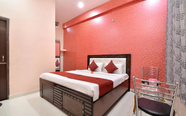 OYO 8452 Hotel New Arya 2