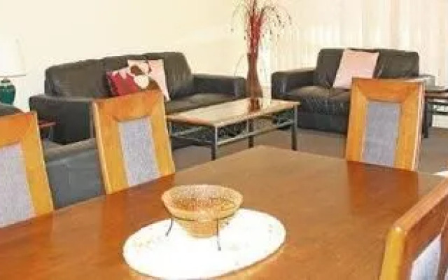 Aquarius Resort Holiday Apartments