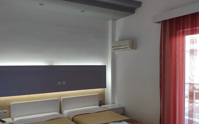 Marie Hotel