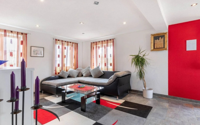 Cosy Apartment in Altshausen Near Castle