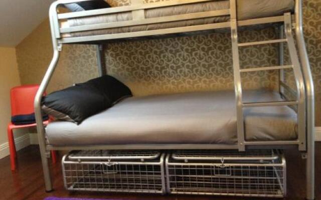 Oscar's Hostel