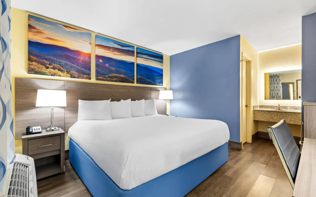 Days Inn by Wyndham Cleveland TN