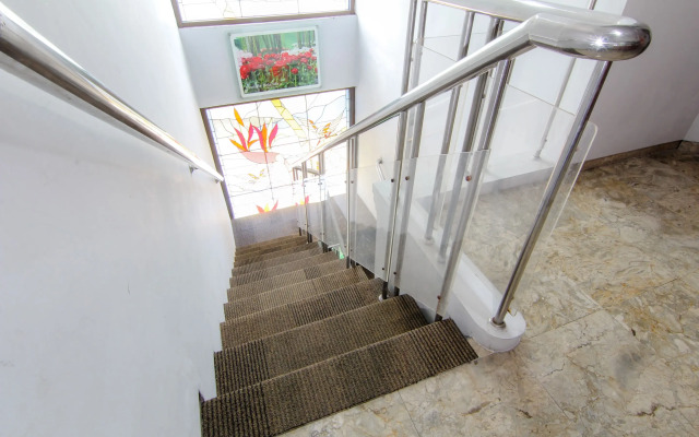 Embe Enem Homestay by ZUZU