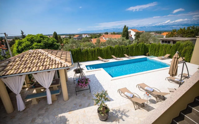 Villa Kontrada