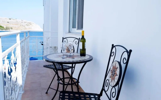 Haraki Beach Mediterranean Retreat