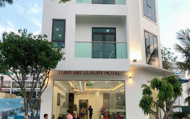 Tuan Dat Luxury Hotel FLC