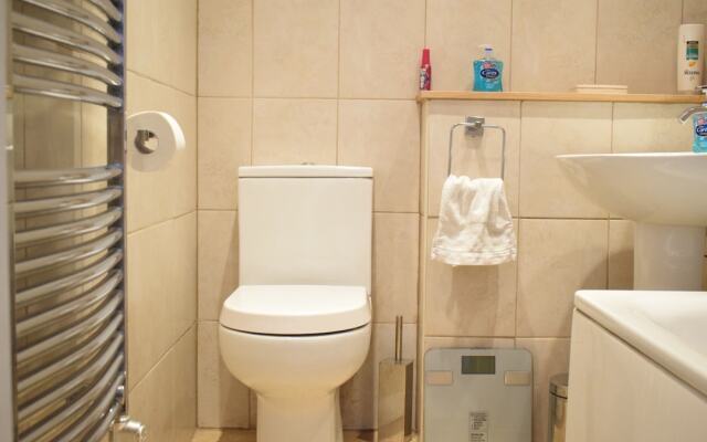 Studio Flat For 2 in Westminster