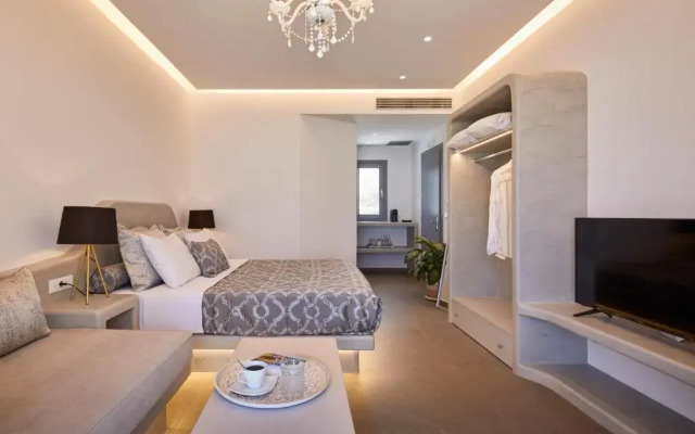 Aelia Luxury Suites Santorini