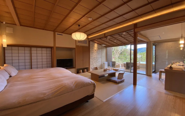 Yugawara Onsen Ashikari Ryokan