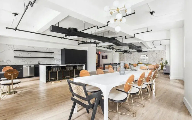 Sonder by Marriott Bonvoy One Platt Apartments Financial District
