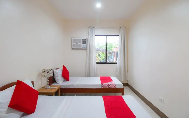 OYO 781 Junie Pension House