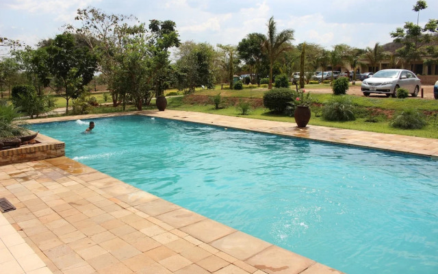 Four Pillars Lodge Chilanga