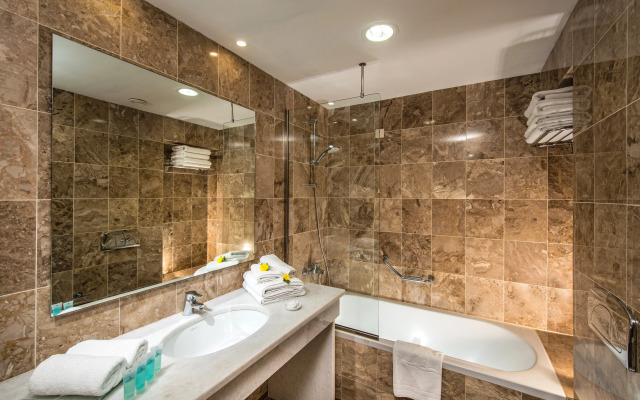 Annabelle Beach Resort - All Inclusive