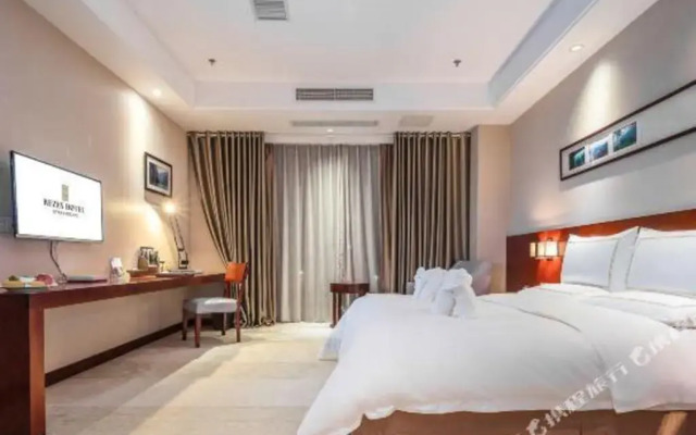 Rezen Hotel Daozhen River & Holiday