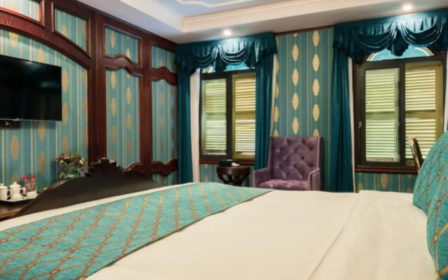 Film and Television Theme Hostel