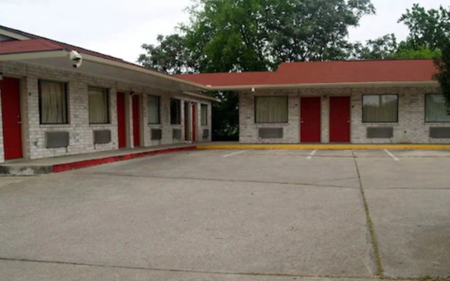 River Inn Motel