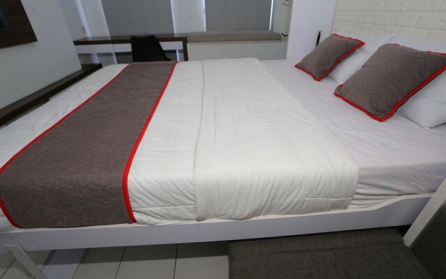 Collection O 93914 Iconic Residence