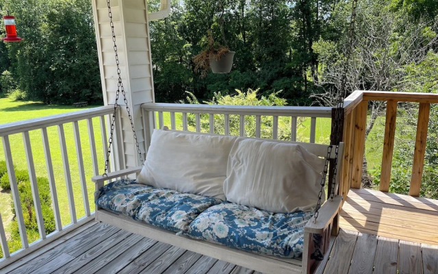 Country Music B&B Studios