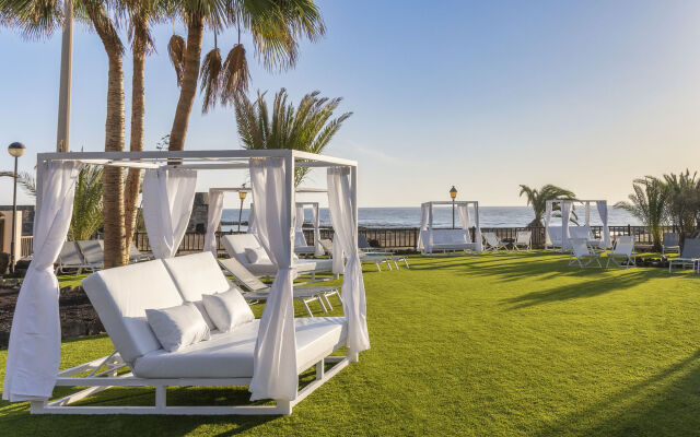 Elba Sara Beach & Golf Resort