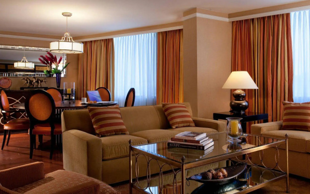 Renaissance Dallas Hotel