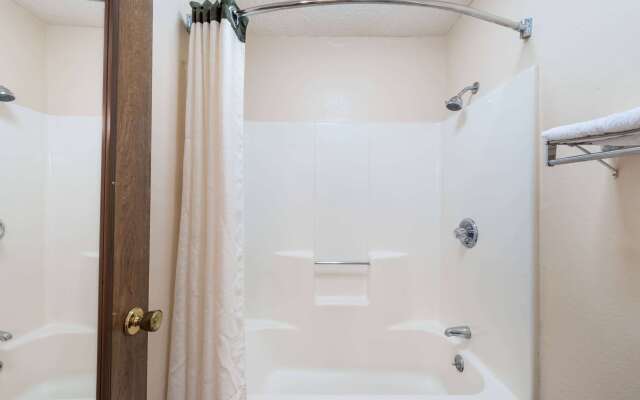 Super 8 by Wyndham Waco/Mall area TX