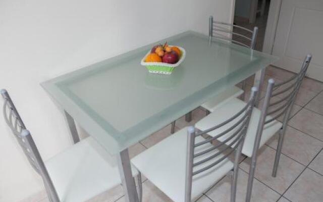 Iliana Apartments