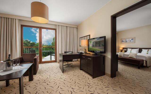 Holiday Inn Resort Warszawa Józefów**** by IHG