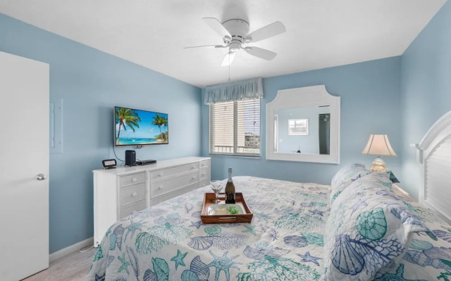 Apollo Beach Resort