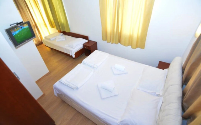 Balabusic Two-bedrooms Deluxe Apartment No.9