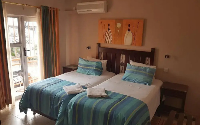 Cactus Inn